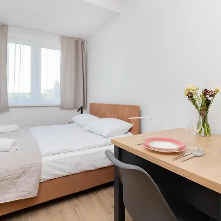 Cozy Studio With Terrace Seaside Chlapowo By Renters アパート