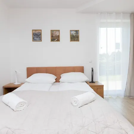 Cozy Studio With Terrace Seaside Chlapowo By Renters アパート